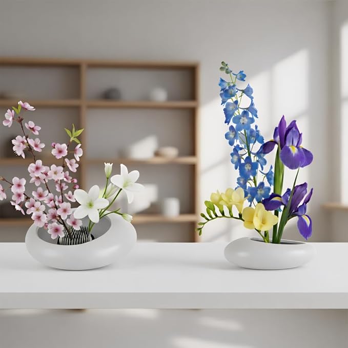 Flower Frog Vase Kit – Japanese-Inspired Arita-Style Glazed Ceramic Ikebana Vase with Kenzan & Gift Box, for Floral Arranging, Home & Office Decor, Relaxing Ambience (White Small)