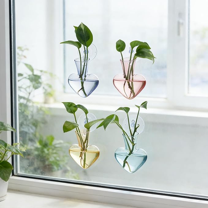 Bunmery Window Propagation Stations, 4 pcs Colored Heart Plant Propagation Station with Suction Cups, Easy to Install Window Hanging Planer, Indoor No Nails Glass Vase Terrarium for Plants&Flowers