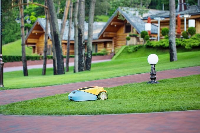 Extreme Consumer Products Universal Heavy Duty Automatic Lawnmower Boundary Wire - 2000' 14 Gauge Thick Professional Grade Robotic Lawnmower Perimeter Wire Works with All Brands