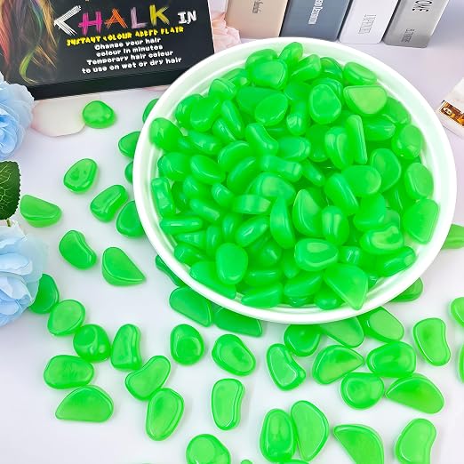 200PCS 1-1.2" Green Gardening Luminous Glow Stones Outdoor Decorations Luminous Stones Glow Stones Pebbles for Patio Landscaping Lawn Landscape Decor