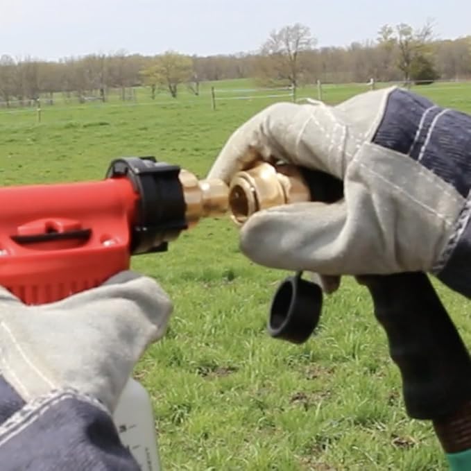 Chapin G5502 32-Ounce Foaming Hose End Sprayer for Home Cleaning and Garden Use (1 Sprayer/Package)