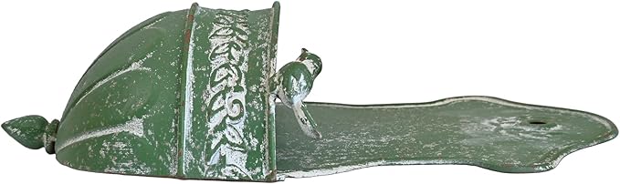 Vintage Rustic Wall Planter Distressed Decor Iron Hanging Plant Basket Shabby Metal Wall Mounted Flower Holder Pot Stand for Indoor Outdoor Home Balcony Patio Farmhouse Garden Decorative Green