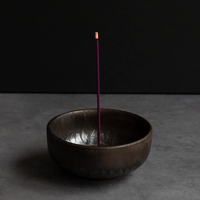 Asayu Japan Rose Incense Sticks - Low Smoke Japanese Incense, 40g (70-80 Sticks), Made in Japan, Smokeless for Less Irritation and Non-Toxic, for Meditation, Relaxation & Home Fragrance