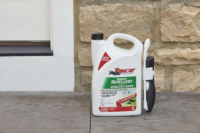 Tomcat Repellents Rodent Repellent Ready-to-Use with Comfort Wand For Indoor and Outdoor Mouse and Rat Prevention, Peppermint Oil Spray for Rodents with Cinnamon, Garlic Essential Oils,1 gal. (2-Pack)