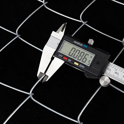 13 Gauge Galvanized Wire Fence Diamond Hole 2.5in 24inX33ft Chicken Wire Fencing Chain Link Fence Garden Fencing Poultry Netting/Fencing for Yard