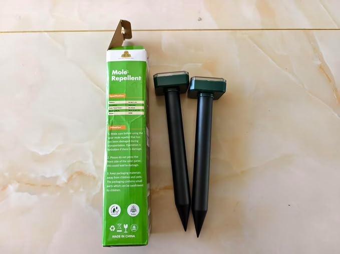 Mole Repellent Solar Powered 8 Packs
