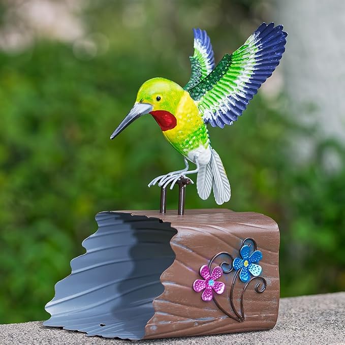 Metal Hummingbird Gutter Downspout Extensions, Outdoor Splash Block Sculpture Garden Decor, Waterproof Gutter Guard Garden Animal Statue Ornaments for Yard, Lawn