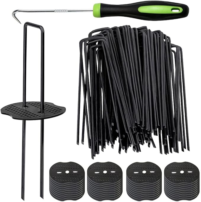 Bakulyor 50pcs Black Landscape Staples + 50pcs Buffer Washer, 6 Inch 11 Gauge Garden Stakes Staples, U Shaped Galvanized Lawn Pins Heavy Duty Yard Ground Pin for Weed Barrier Sod Fabric Decorations