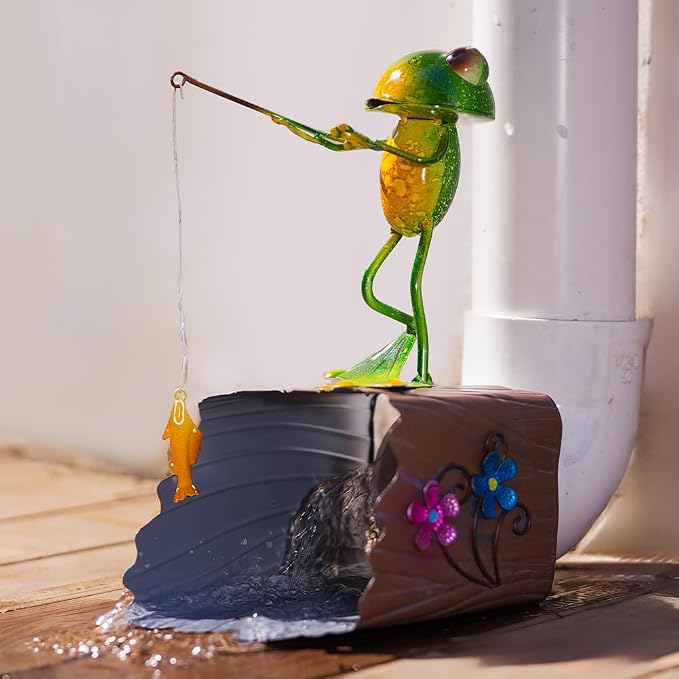 Frog Metal Gutter Downspout Extensions, Animal Gutter Downspout Decorative, Outdoor Splash Block Sculpture Garden Decor, Waterproof Gutter Guard Garden Statue Ornaments for Lawn,Yard
