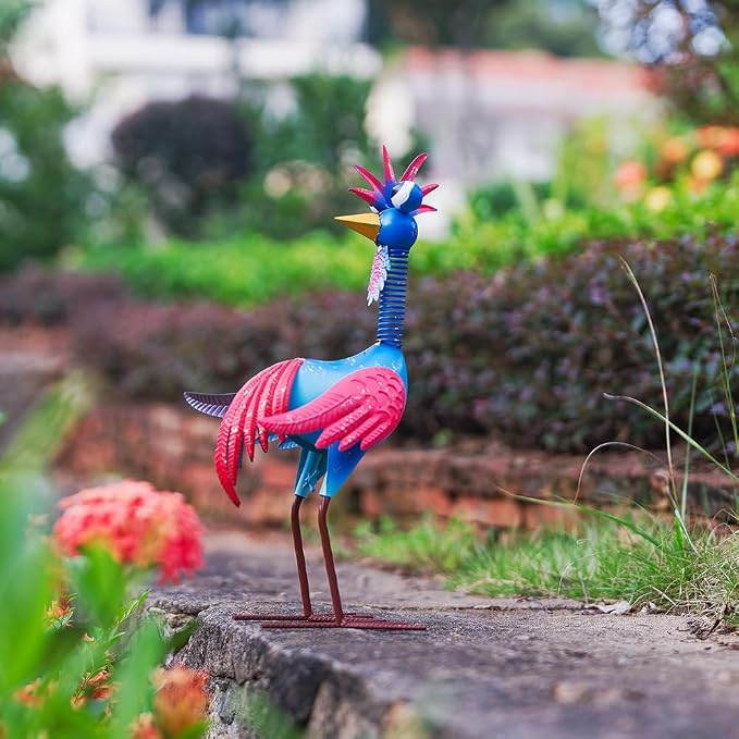 Metal Wacky Rooster Garden Statue, Rooster Decor Yard Statue Decorations Outdoor, Chicken Yard Art for Outside, Patio, Backyard, Lawn (Blue & Pink)