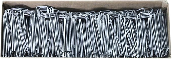 Pinnacle Mercantile Garden Stakes 4 Inch 11 Gauge Galvanized Steel Landscape Staples, Heavy Duty Landscape Fabric Stakes 500 Pack for Weed Barrier, Sod, Edging, Fencing and Drip Irrigation Made in USA