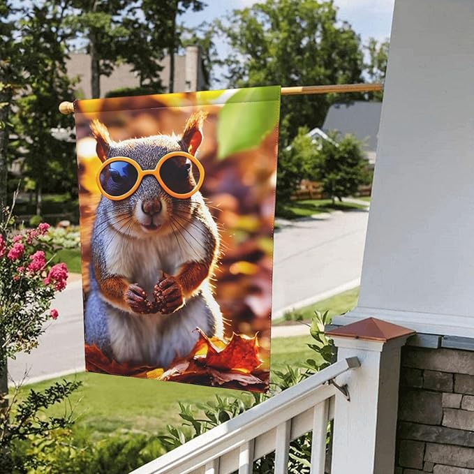 Delerain Cute Little Squirrel Garden Flag, 28 x 40 Inch Double Sided Design Weather Resistant Indoor & Outdoor Decoration Small Banner for Home Yard Lawn Patio Office