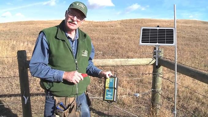 SUNER POWER 10 Watt Solar Panel Powered Charger Kit + Tubular Mount Bracket for Automatic Gate Opener, Electrical Fence, etc