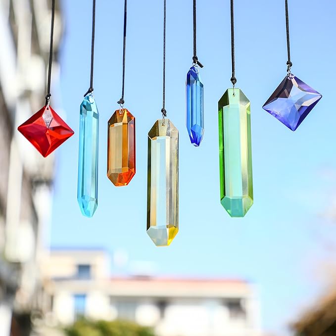 HDCRYSTALGIFTS 7pcs Crystal Prisms Suncatchers for Windows Hanging Rainbow Chakra Sun Catchers Indoor Windows Outdoor Home Garden Decor Glass Ornaments for Tree