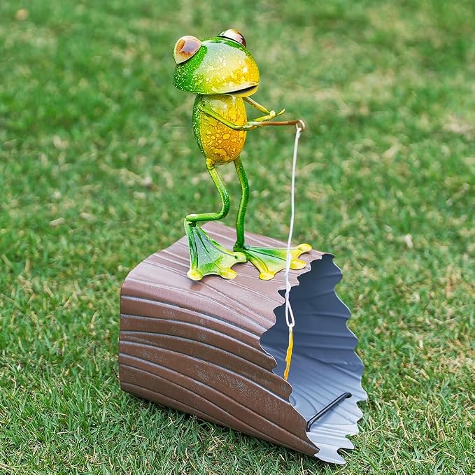 Frog Metal Gutter Downspout Extensions, Animal Gutter Downspout Decorative, Outdoor Splash Block Sculpture Garden Decor, Waterproof Gutter Guard Garden Statue Ornaments for Lawn,Yard