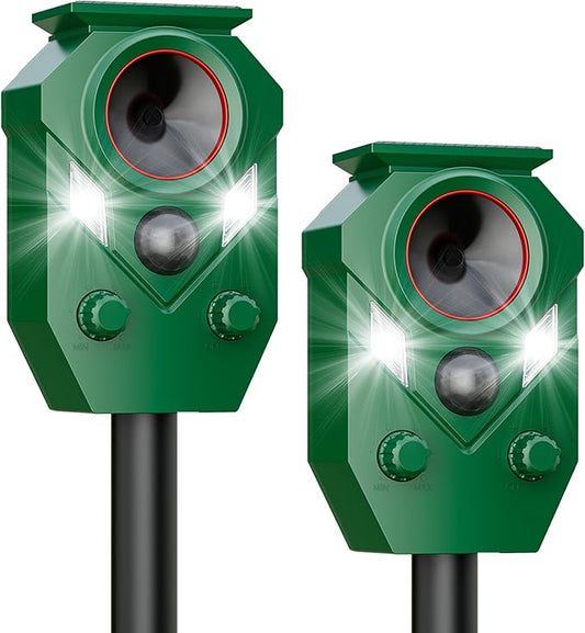 Solar Ultrasonic Animal Repellent Outdoor, Motion Activated Deer Repellent Devices with Flashing Lights, Waterproof Cat Repellent Outdoor, Repels Dog, Raccoon, Coyote for Garden & Lawn (2, Green)