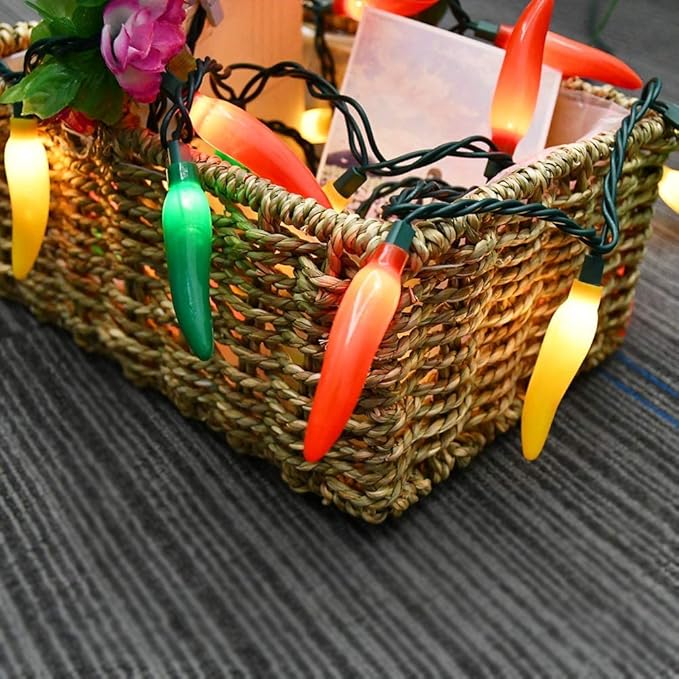 Multicolor Chili Pepper String Lights Plug in, 13.6Ft Outdoor Christmas Decorations Lights with 35 LED Red Green Yellow Chili Pepper Lights for Cinco de Mayo Fiesta House Kitchen Patio Mexican Party