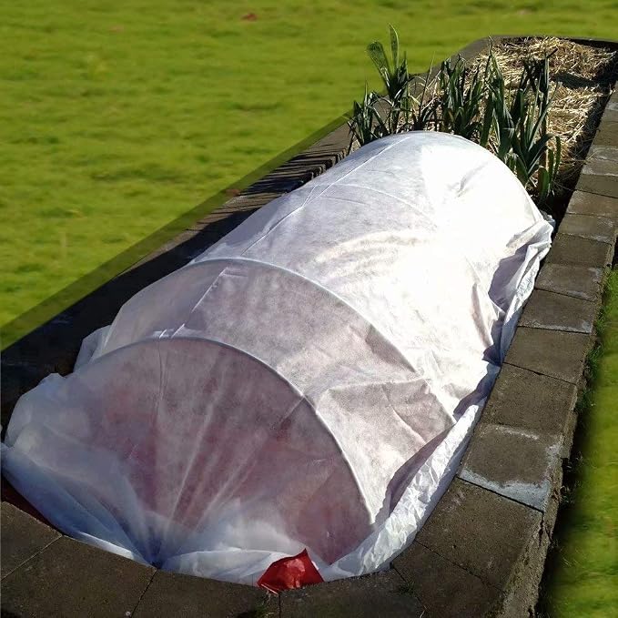 Agfabric Plant Covers Freeze Protection Floating Row Covers 10'x100' 0.9oz Plant Covers Freeze Sun Protection,Frost Cloth for Vegetables,White