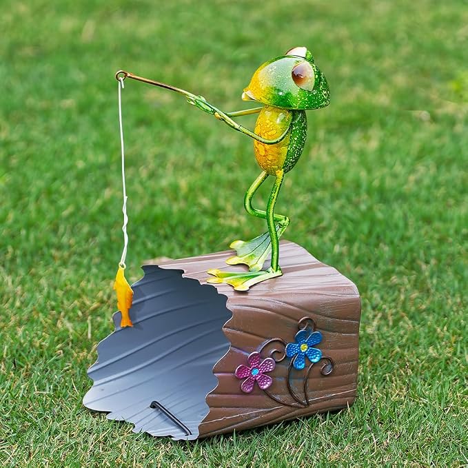 Frog Metal Gutter Downspout Extensions, Animal Gutter Downspout Decorative, Outdoor Splash Block Sculpture Garden Decor, Waterproof Gutter Guard Garden Statue Ornaments for Lawn,Yard