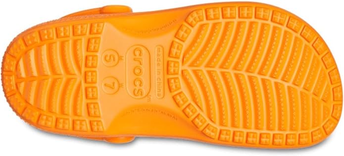 Crocs Unisex-Adult Classic Clog, Clogs for Women and Men