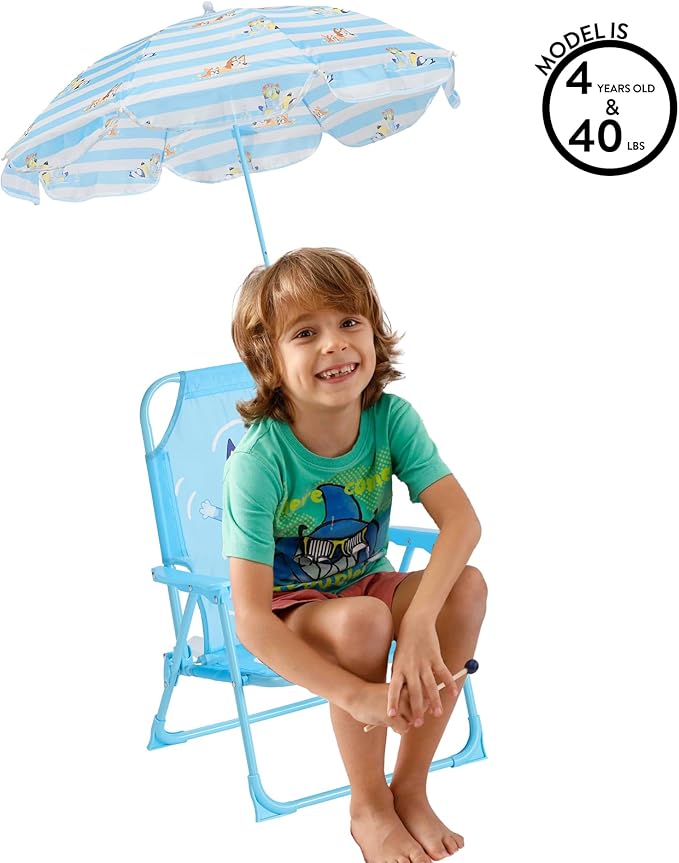 Idea Nuova Bluey Kids Outdoor Folding Beach Chair with Umbrella,Portable Camp Chair for Ages 3+, Lightweight & Compact for Beach, Camping, and Backyard
