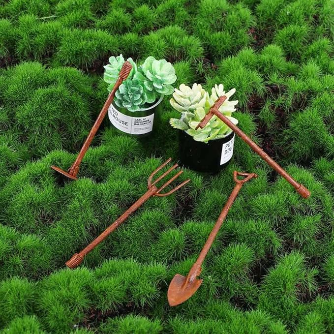 4 Pcs/Set Miniature Dollhouse Garden Tools 1:12 Mini Rusty Shovel Hoe and Pitchfork Fairy Garden Accessories Furniture Ornaments Micro Landscape Decor (1.96~2.16Inch Long x 0.39Inch Wide)