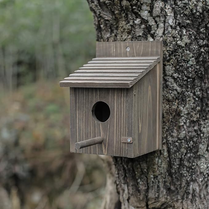 NATUREYLWL Weatherproof Bird House, Wooden Bird Houses for Outside with Pole, Durable Birdhouse for Finch, Bluebird, Cardinals, Hanging Birdhouse Garden Country Cottages