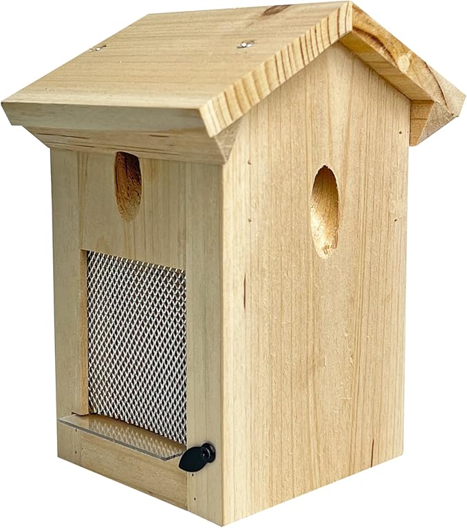 Carpenter Bee Traps for Outside, Piched Roof Nature Hanging Wood Boring Bee Trap for Outdoor Insect Trap (1 PCS)