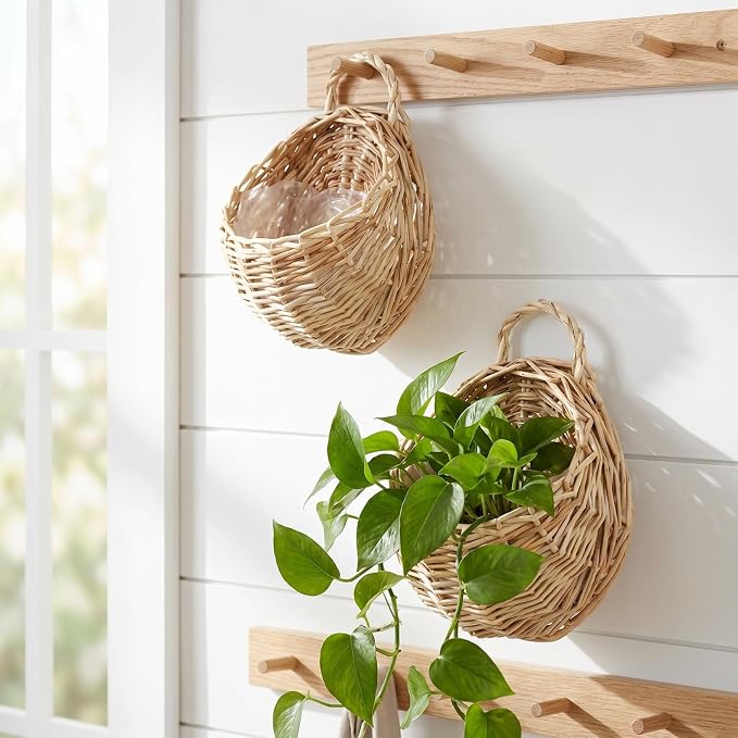DOITOOL Willow Wall Basket, 2PCS Flat Back Woven Hanging Planter, Semi Circular Baskets, Boho Flower Holder, Wall Hanging Willow Storage for Indoor Outdoor Plant Flower Fruit Kitchen Storage