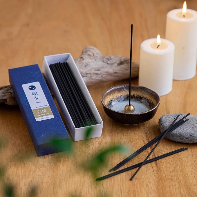 Asayu Japan Sandalwood Incense Sticks - Low Smoke Japanese Incense, 20g (35-40 Sticks), Made in Japan, Smokeless for Less Irritation and Non-Toxic, for Meditation, Relaxation & Home Fragrance