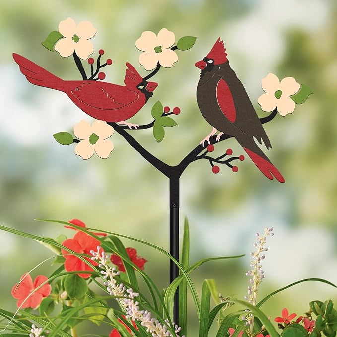 Tuitessine Red Cardinals Garden Stake Outdoor Yard Decor, Metal Bird Lawn Ornament Spring Patio Lawn Decoration, Gift for Bird Lovers & Gardeners