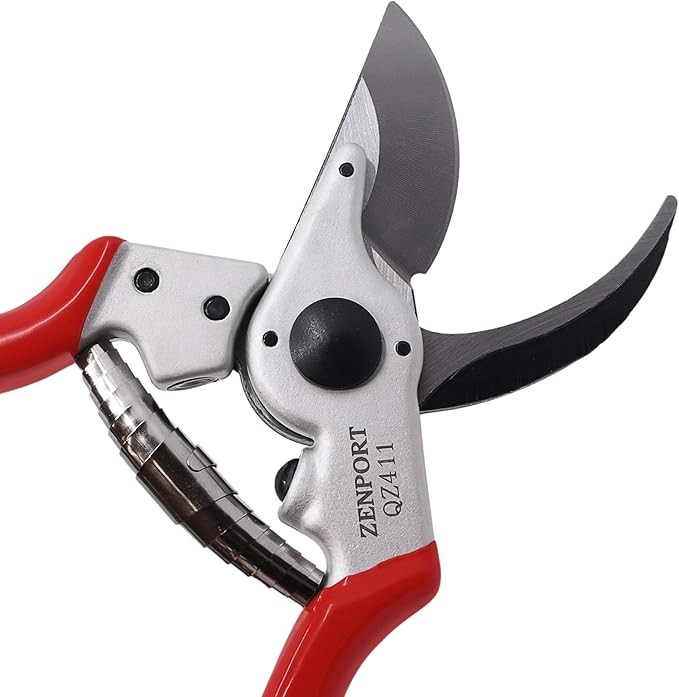 8.5-inch Forged Pruner w/Replaceable, Narrow Anvil Blade