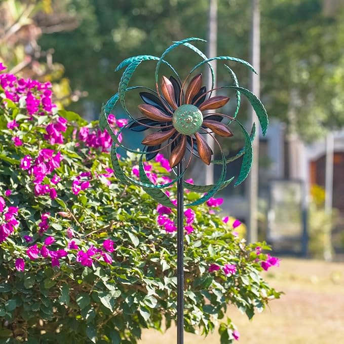 Viveta Outdoor Wind Spinner, Green Leaf Wind Sculptures, Metal Windmill Garden Pinwheels for for Patio, Lawn, Yard