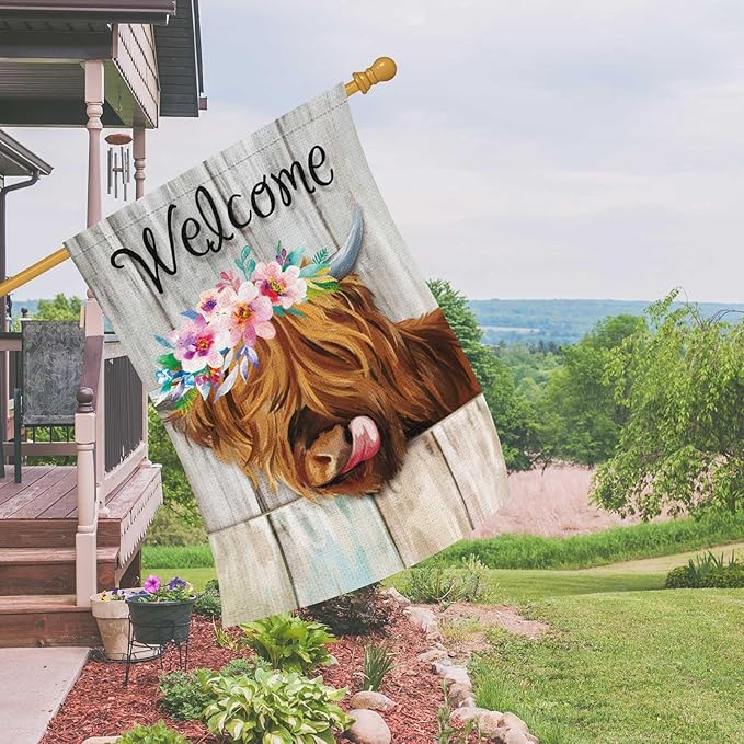 Heyfibro Welcome Summer Highland Cow Garden Flag 28x40 Inch Double Sided Burlap, Farmhouse Floral Cow Yard Decor Spring Summer Flowers Porch Flag for Rustic Seasonal Outdoor Decoration(ONLY FLAG)