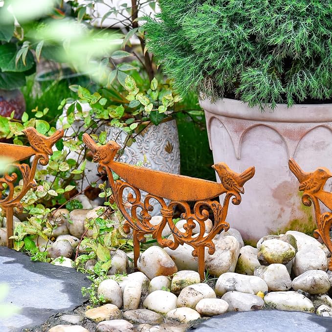 Sungmor Decorative Cast Iron Garden Edging Border, 4 Pack Rustic Brown Landscape Edging Low Picket Fence, 9.9inch Tall Outdoor Flower Bed Lawn Fence Panels, Vintage Metal Yard Decor Stakes