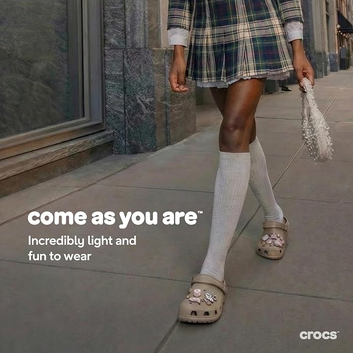 Crocs Unisex-Adult Classic Clog, Clogs for Women and Men
