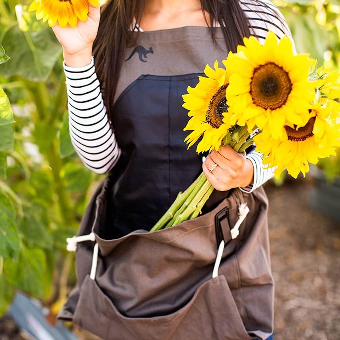 Roo Gardening Apron with Pockets for Women & Men - Canvas Garden Apron with Harvesting Pouch, Water-Resistant, Washable