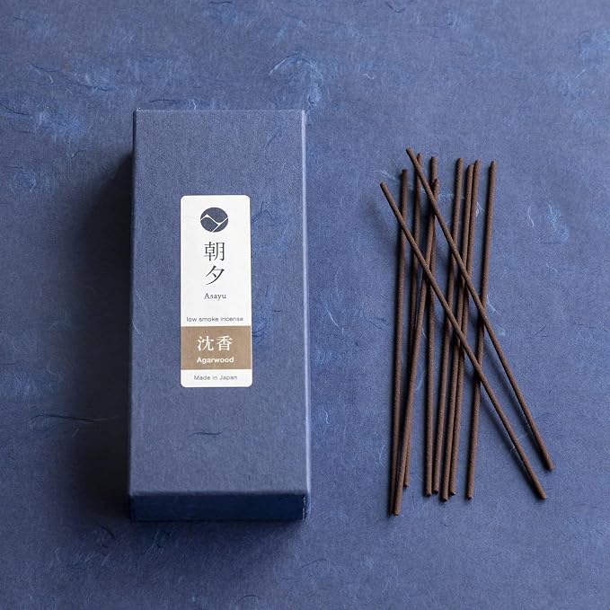 Asayu Japan Agarwood Incense Sticks - Low Smoke Japanese Incense, 40g (70-80 Sticks), Made in Japan, Smokeless for Less Irritation and Non-Toxic, for Meditation, Relaxation & Home Fragrance