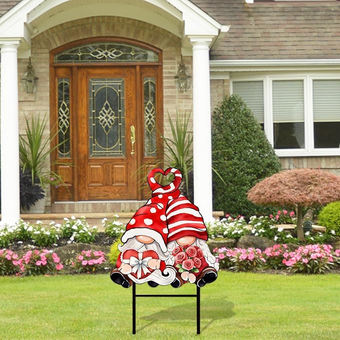 JarThenaAMCS Valentine' s Day Metal Garden Stake Welcome Yard Sign Red Love Gnome Decorative Lawn Sign for Wedding Anniversary Home Outside Lawn Porch Walkway Decor