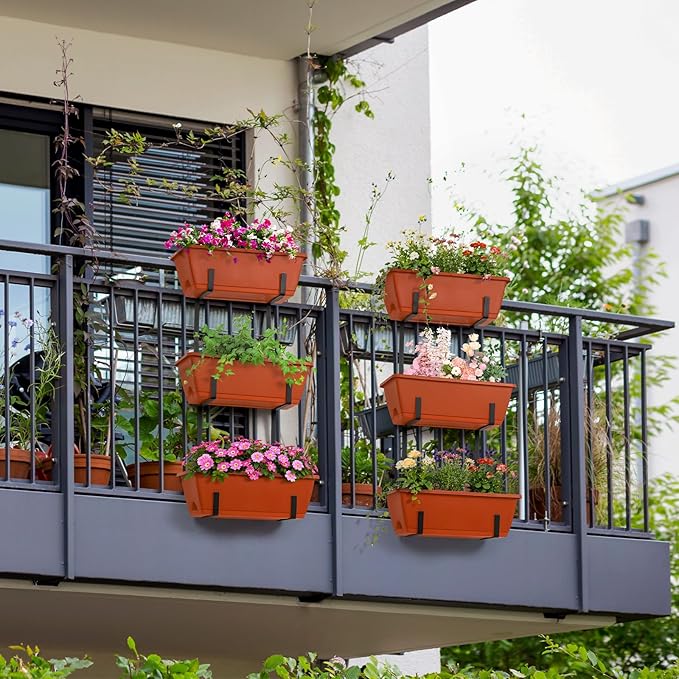 OYEAL Hanging Flower Pots for Railing Fence Outdoor Window Boxes Planter with Adjustable Hooks, Set of 2 Deck Rail Planters with 6 Detachable Plastic Planter Boxes, Drainage Holes, Brick Red