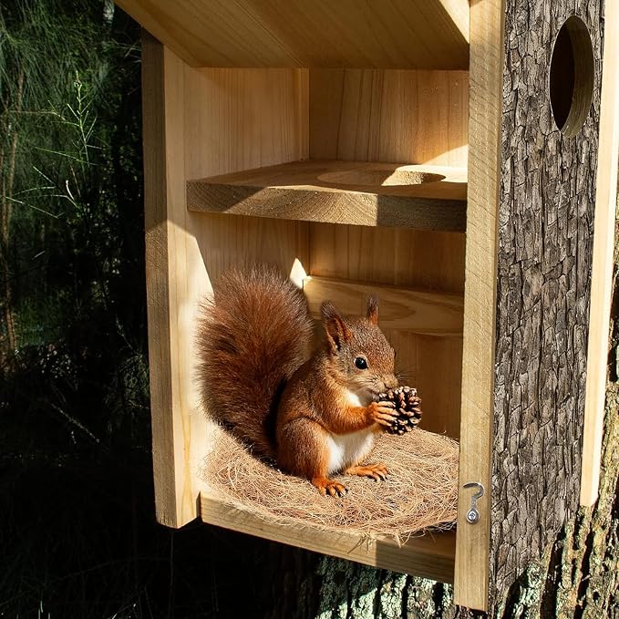 Squirrel Houses for Outside Wooden Bird House Large Squirrel Nesting Box with Natural Coconut Fiber for Squirrels Chipmunks Wildlife