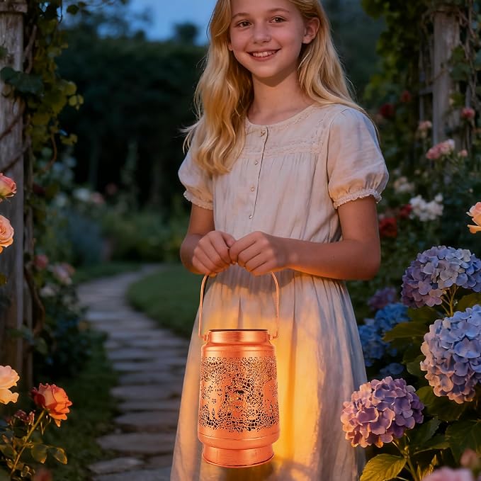 Highland Cow Solar Lanterns Outdoor Waterproof, Highland Cow Gifts for Women Hanging Solar Lights for Outside, Decorative Light for Garden Patio Porch Yard Decor