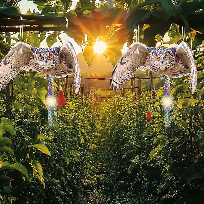 Plastic Owls to Scare Pigeon Away from Balcony, 2PCS Flat Fake Owl to Keep Woodpecker Away for House with Reflective Tape, Garden Owls, Squirrel Pigeon Scare Devices, Hanging Owl Decor for Outside