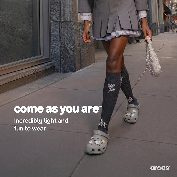 Crocs Unisex-Adult Classic Clog, Clogs for Women and Men