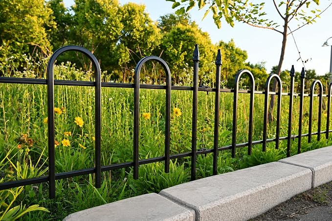 Decorative Metal Garden Fence 18"H x 22"W, 14.6FT Heavy Duty Rustproof Garden Border Fence with Arched Top, Outdoor Animal Barrier to Protect Plants & Keep Dogs Out, Flower Bed & Yard Fence, 8 Panels
