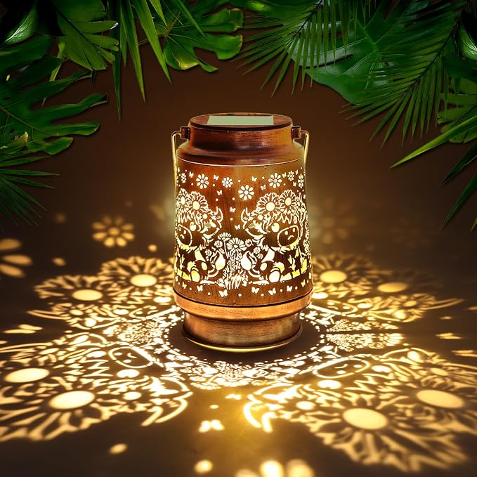 Solar Lantern Outdoor Garden Decor - Metal Highland Cow Hanging Lights with IP65 Waterproof, Rustic Farmhouse Patio Accessories, Western Yard Decorations Gifts for Mom Women Boys