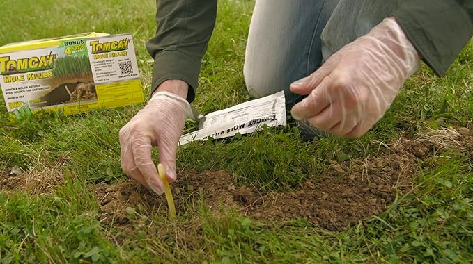 Tomcat Mole Killer(a) - Mimics Natural Food Source, Kills with a Single Feeding, Mole Killer for Lawns and Yards, 12 Worm Baits