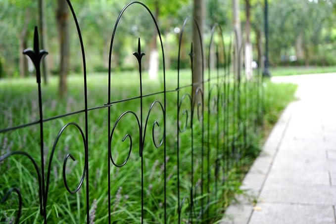 32 Inch x 20 Feet (16 Panels) Black Decorative Garden Fence Folding Border Fence, Decorative Folding Wire Fencing Border Edge Animal Barrier
