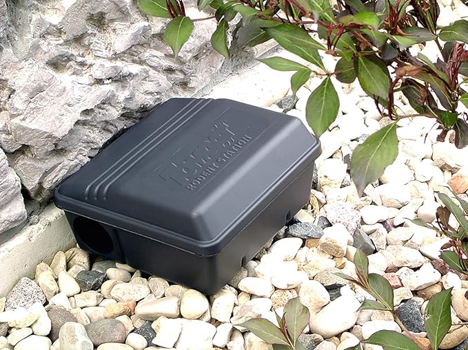 Tomcat Rodent Station, Each Box Includes 1 Rodent Station with 4 Bait Securing Rods and 1 Security Key, Use Indoors or Outdoors, 2-Pack