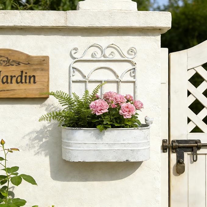 Rustic Metal Wall Planter Vintage Wall Mounted Flower Pot Distressed Wall Hanging Plant Basket Farmhouse Wall Decor for Indoor Outdoor Garden Home Yard (White)
